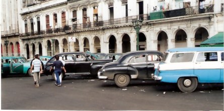 Havana-classic-cars-at taxi-rank-Havana